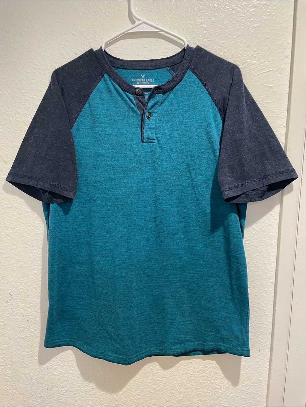 American Eagle Outfitters Active Flex Henley Raglan Shirt Teal Blue Men's Large
